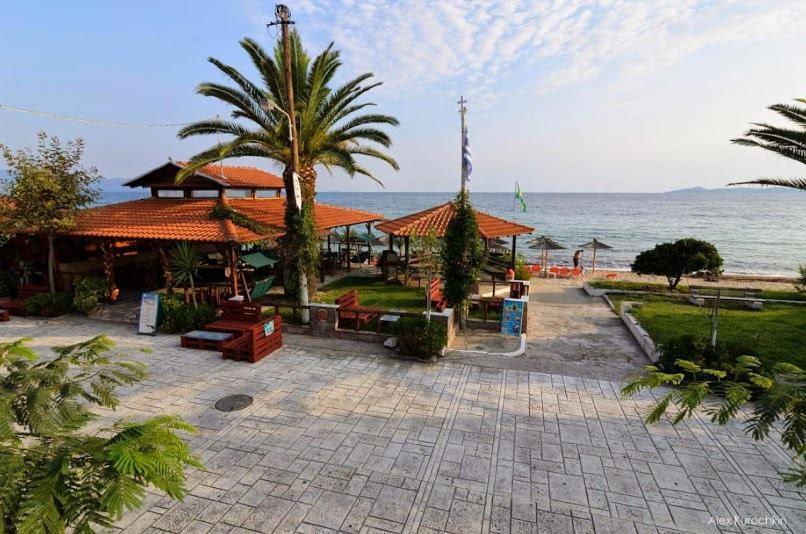 Mangoseaview Home1 Néa Róda Kültér fotó